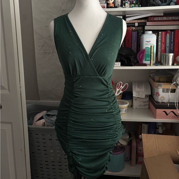 SHEIN Dresses & Skirts - SHEIN Green Ruched Midi Dress